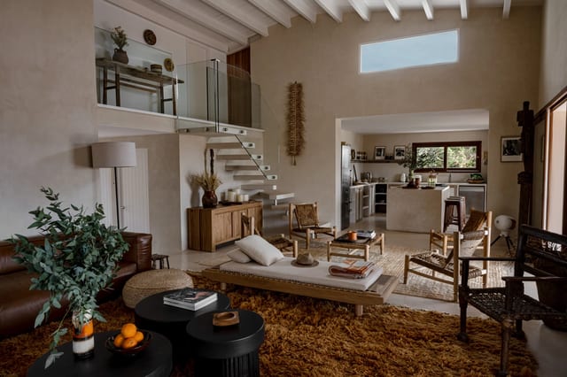 Beautiful country home with pool and guest house for sale in Formentera