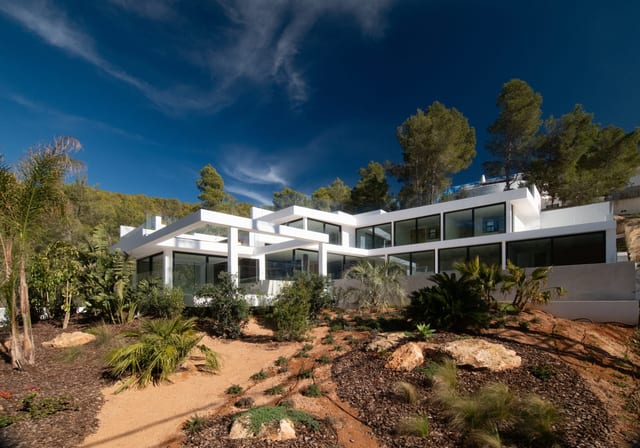 VILLA SOLARA