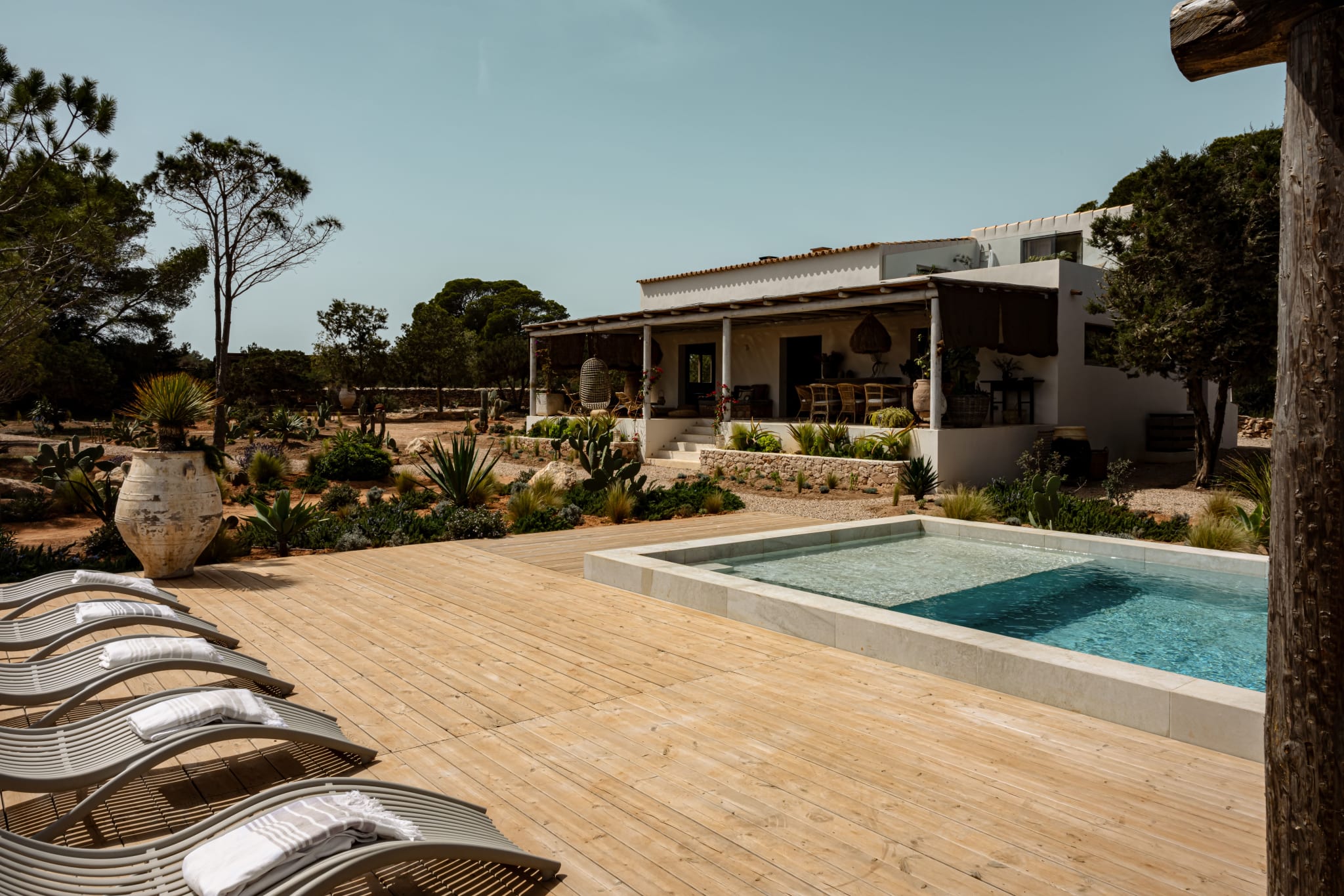 Beautiful country home with pool and guest house for sale in Formentera